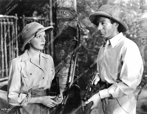 crp-09587 1946 Lowell Gilmore, Jane Wyatt in pith helmets film Strange Conquest crp-09587