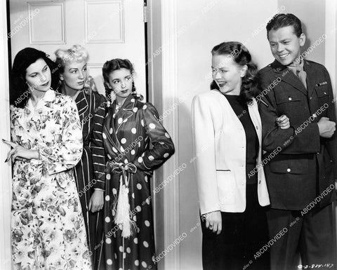 crp-09884 1945 Nanette Parks, Jimmy Lloyd & the college girls film Snafu crp-09884