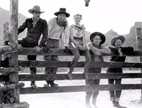 Warner Baxter and crew behind the scenes film The Squaw Man wbax-01