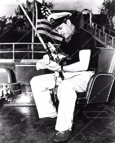 candid Warner Baxter going fishing on his yacht wbax-03